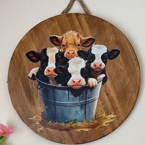 Charming Farmhouse Cow Wall Decor